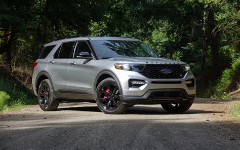 Ford Explorer Une Solide Attaque Cinq Guide Auto