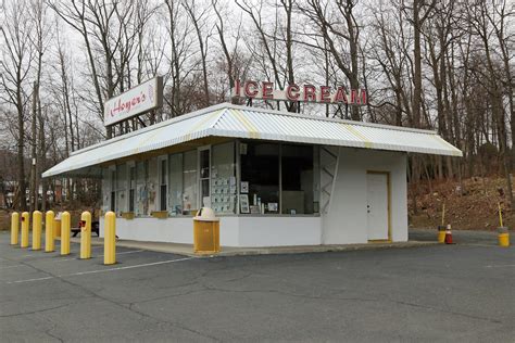 West Haverstraw Ny April Hoyer S Ice Cream On Route W Flickr