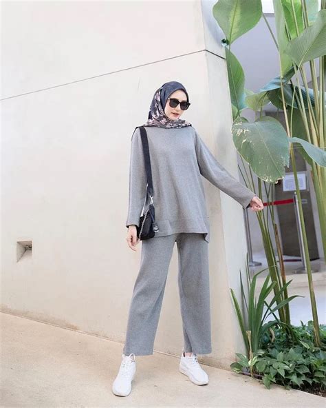 Ootd Simpel Hijab Atelier Yuwa Ciao Jp