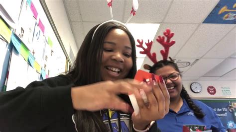 VLOGMAS 2019 Day 20 Teacher Vlog Winter Break Teacher Gifts