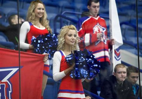 Hot And Sexy Cheerleaders Will Never Go Out Of Style Pics