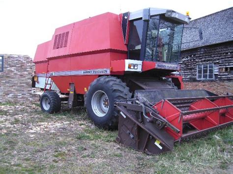 Massey Ferguson 38 Combine Harvester SG8 7HT Royston Technikboerse