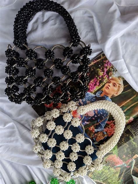 Pin On Bolsos De Tela Hand Beaded Bag Beaded Bags Beaded Handbag