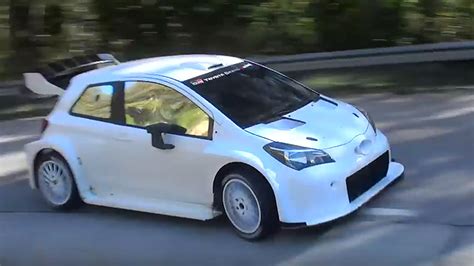 Ο Tommi Makinen δοκιμάζει το Yaris WRC στην άσφαλτο της Ισπανίας