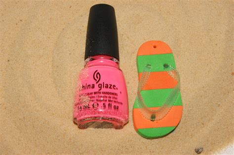 China Glaze Shocking Pink Vs Flip Flop Fantasy