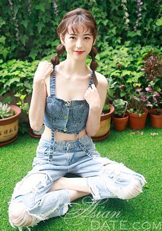 Beautiful Asian Member Licai Lily From Chengdu Yo Hair Color Black