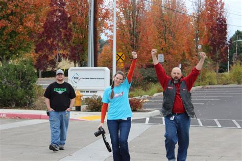 Golocalpdx Pge Employees Pledge More Than 15 Million