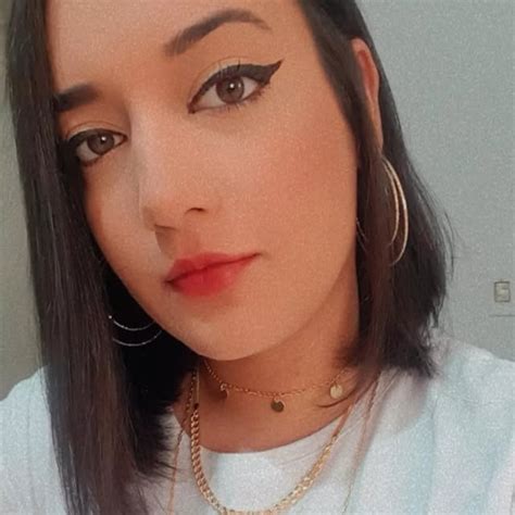 Ana Regina Anareginass • Threads Say More