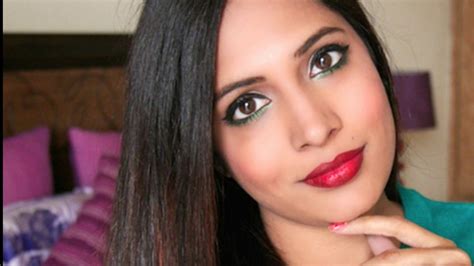 Top 10 Youtubers in india With her Channel - YouTube