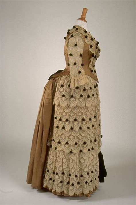 Dress S From The Mus E Du Costume Et Du Textile Du Fripperies