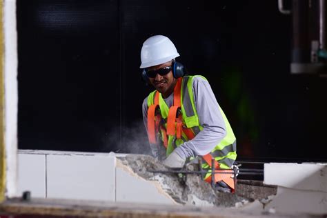 A Gazeta Começa demolição das cabines de pedágio da Terceira Ponte em