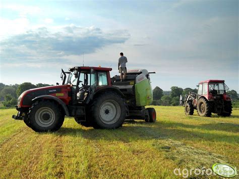 Fotografia Traktor Valtra T I Claas Variant Rc Id