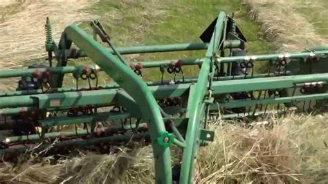 Raking Hay With An Oliver 550 Tractor And A Gehl 414 Rake Youtube