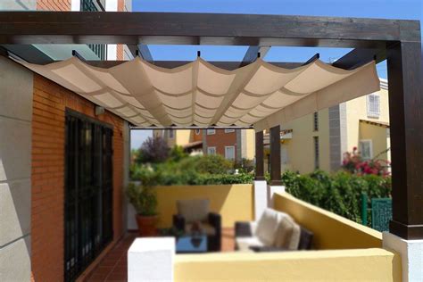 Si tenemos una pérgola necesitaremos taparla por la parte superior