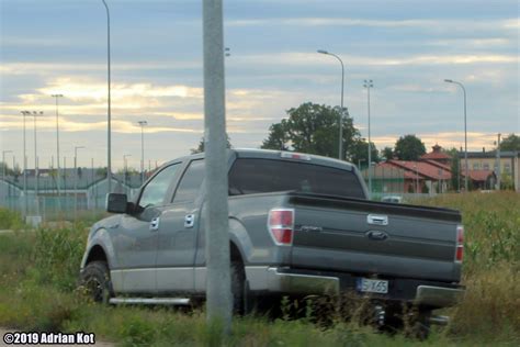 How Long Is the Bed of a F-150 Truck? - RCTruckStop