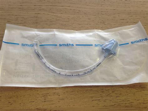 New SMITHS MEDICAL 100 127 025 Portex Tracheal Tube X Disposables