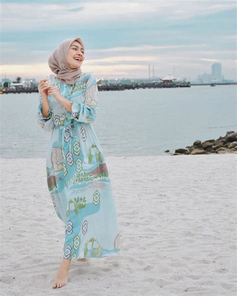 Hot Sexy Melody Prima Ananda Bikini Pics