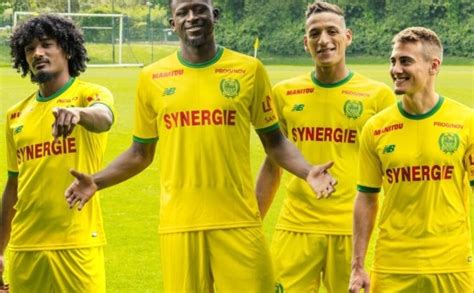 FC Nantes 2019 Les Nouveaux Maillots De Foot Nantais 18 19