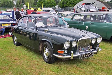 Jaguar A Jaguar Seen At Castle Combe Stuart Mitchell Flickr