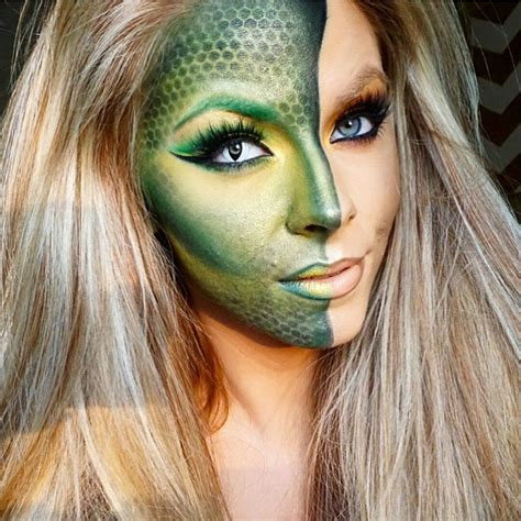 Snake Scales Makeup