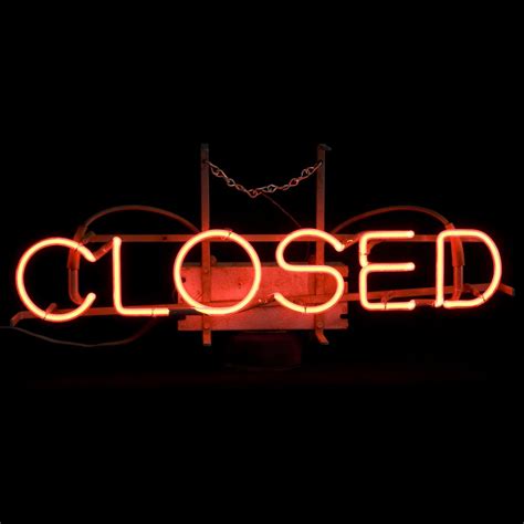 CLOSED / NEON SIGN | Air Designs