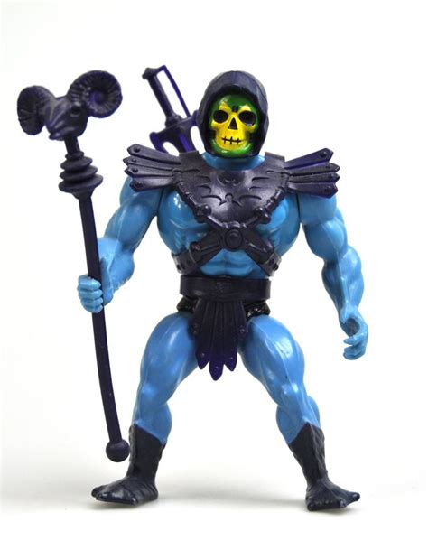 New Skeletor Action Figure ~ ACTION FIGURE DELUXE