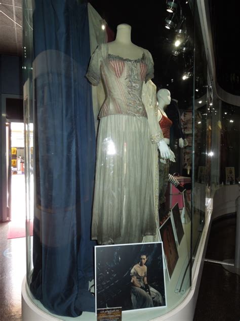 Hollywood Movie Costumes and Props: Anne Hathaway's Fantine costume ...