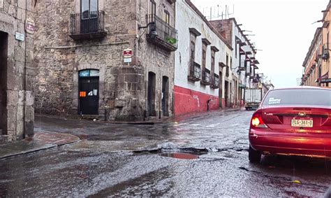 Morelia Lluvias Dejan Inundaciones Autos Varados Y Dren Desbordado