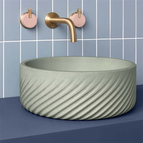 Mila Kast Concrete Basins