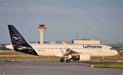 D Ainn Lufthansa Airbus A Neo Departing Eddf Rwy Flickr