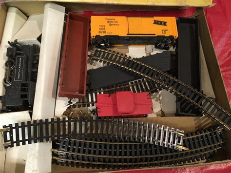 Lot Vintage Tyco Train Set