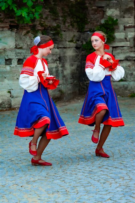 Girls Tricolor By Saad Salem