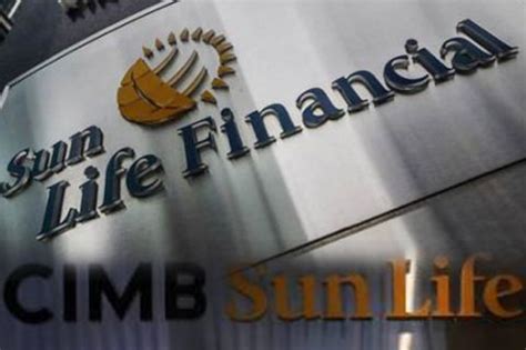 Sun Life Dan CIMB Niaga Luncurkan Asuransi Syariah Keluarga