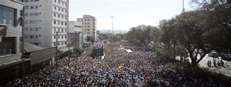 Marcha Para Jesus Re Ne Mais Milh Es De Pessoas Em S O Paulo