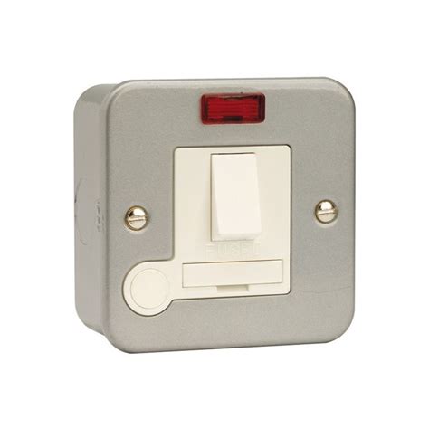 Click Essentials Metalclad Switched Fused Spur With Flex Outlet Neon