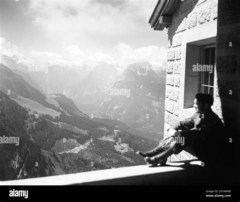 Hitler eagles nest 1945 hi-res stock photography and images - Alamy