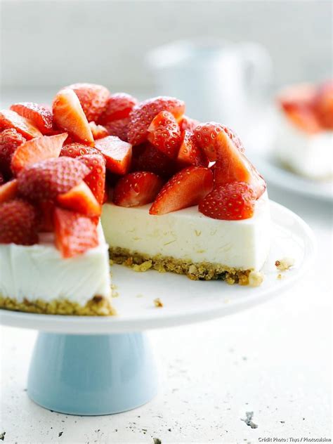 Cheesecake Facile Aux Fraises Pistaches Et Fromage Blanc Sans Cuisson