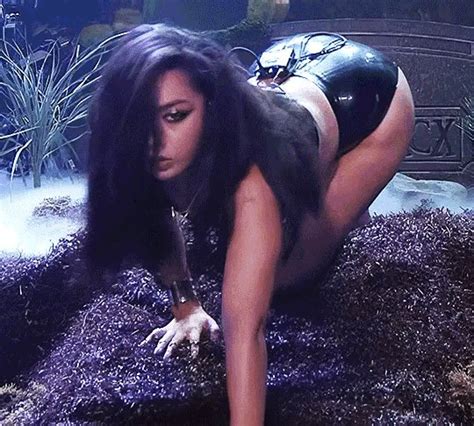 Spider Katch On Twitter Charli XCX Crawling From Cock To Cock During