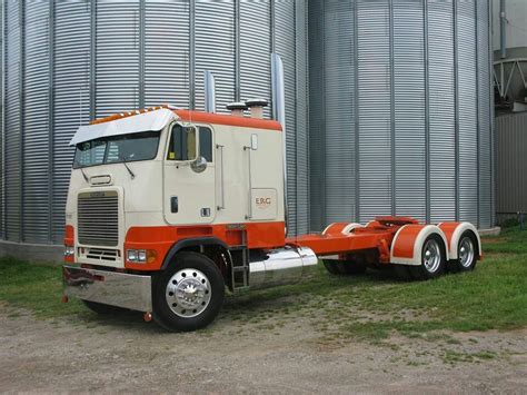 Cabover Freightliner Freightliner Trucks Peterbilt 379 Farm Trucks