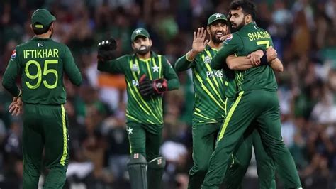 Pakistan Power Past New Zealand Into T20 World Cup Final Cricket