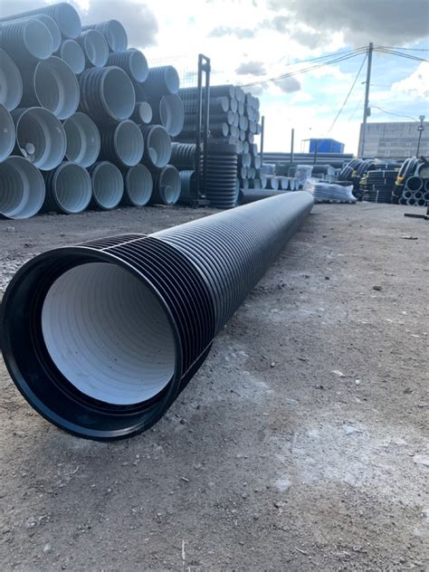 Гофрированная труба SN8 315/271 6м с раструбной муфтой