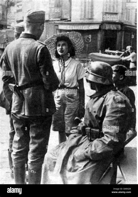 Wehrmacht Soldiers Girl Fotos Und Bildmaterial In Hoher Auflösung Alamy