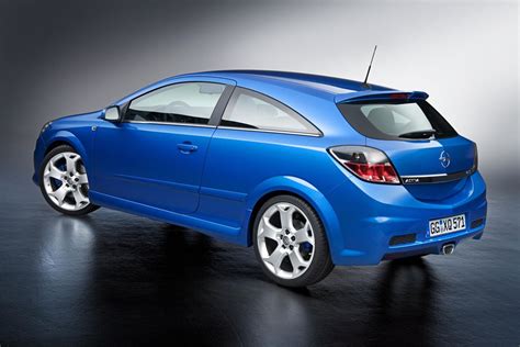 Opel Astra H GTC OPC | Opel-Astra-H.cz