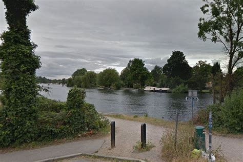 Murder Investigation Launched After Man S Body Is Pulled From River Thames London Evening