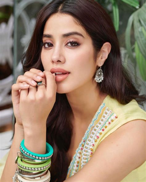 Fashionista Janhvi Kapoor Looks Lovely In Yellow Ethnic Attire Iwmbuzz