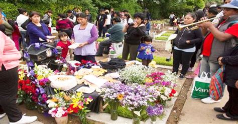 Todo Listo Para Todos Santos En La Paz Y El Alto Alistan Los