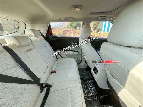 2024 Mahindra XUV300 Facelift Interiors Spied - New Details Out