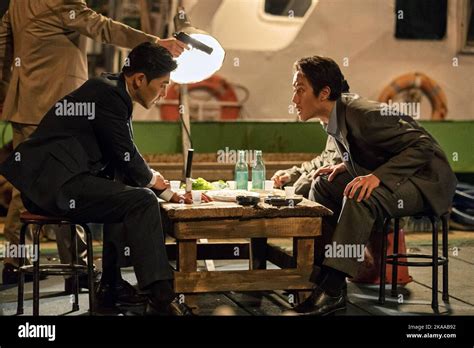 HOT BLOODED Aka HOT BLOODED ONCE UPON A TIME IN KOREA Aka DDEU GEO UN PI From Left JI