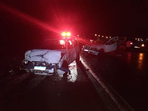 Cinco Pessoas Ficam Feridas Em Acidente Envolvendo Carro Roubado Em