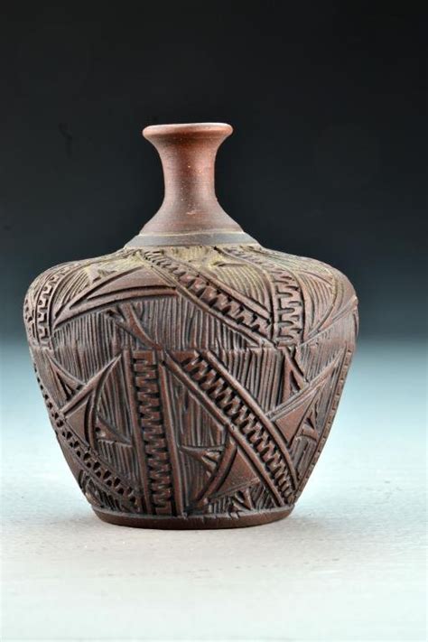 Signed Southwest Incised Pottery Vase : Lot 112